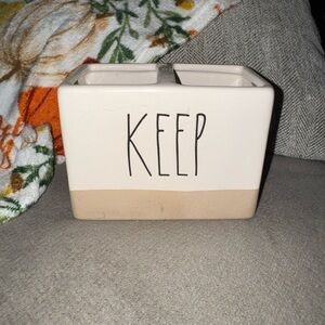 Two-Tone Ceramic Holder